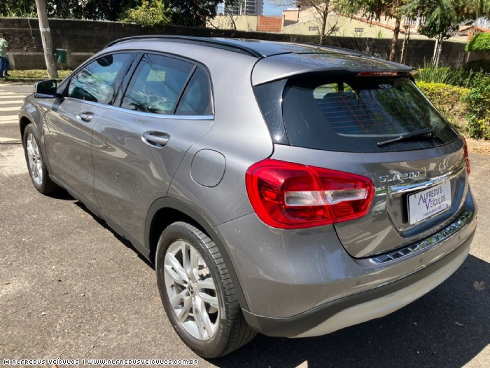 Mercedes-Benz GLA 200 STYLE 2015/2016